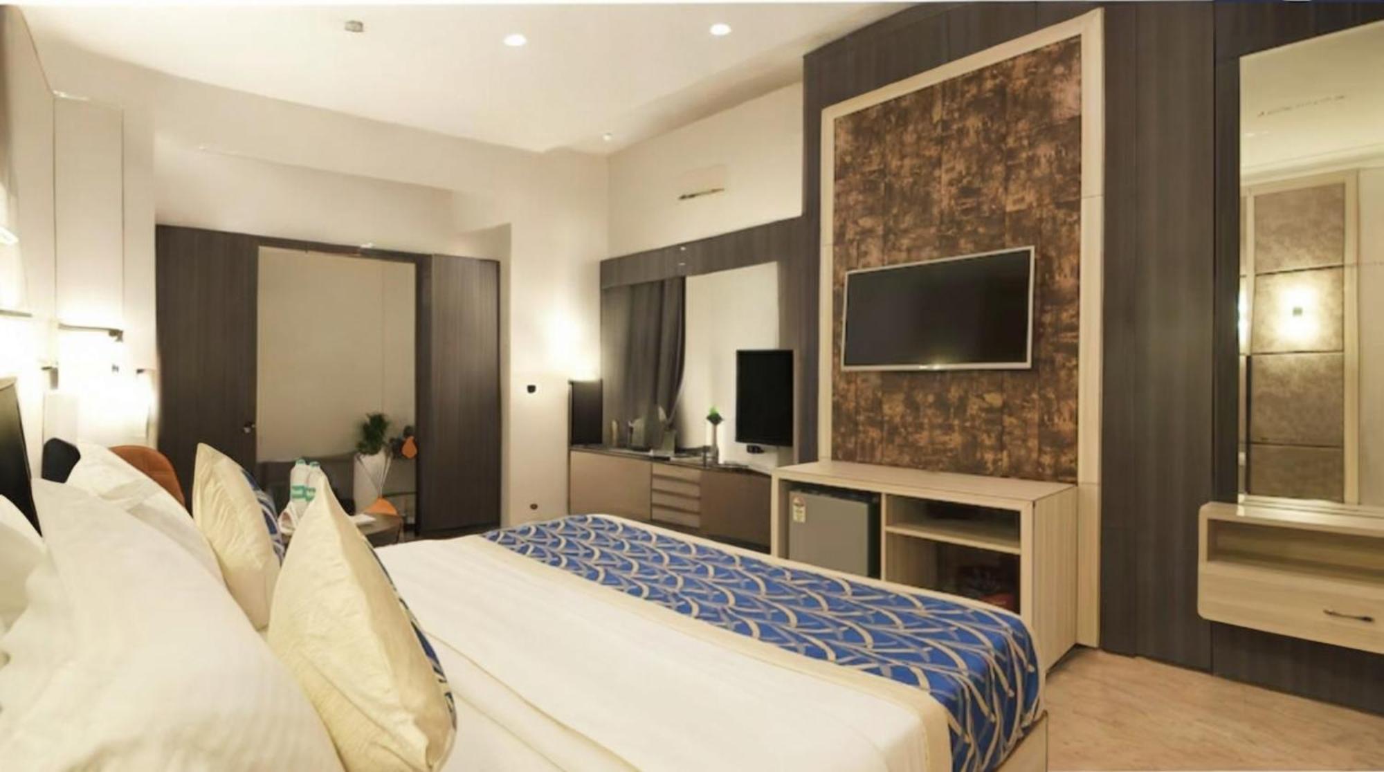 Hotel The Almora By Rs Global Near By Delhi International Airport With - Free Airport Drop New Delhi Extérieur photo