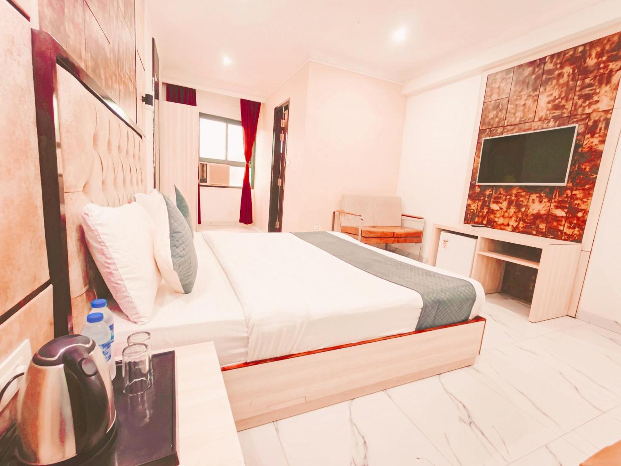 Hotel The Almora By Rs Global Near By Delhi International Airport With - Free Airport Drop New Delhi Extérieur photo