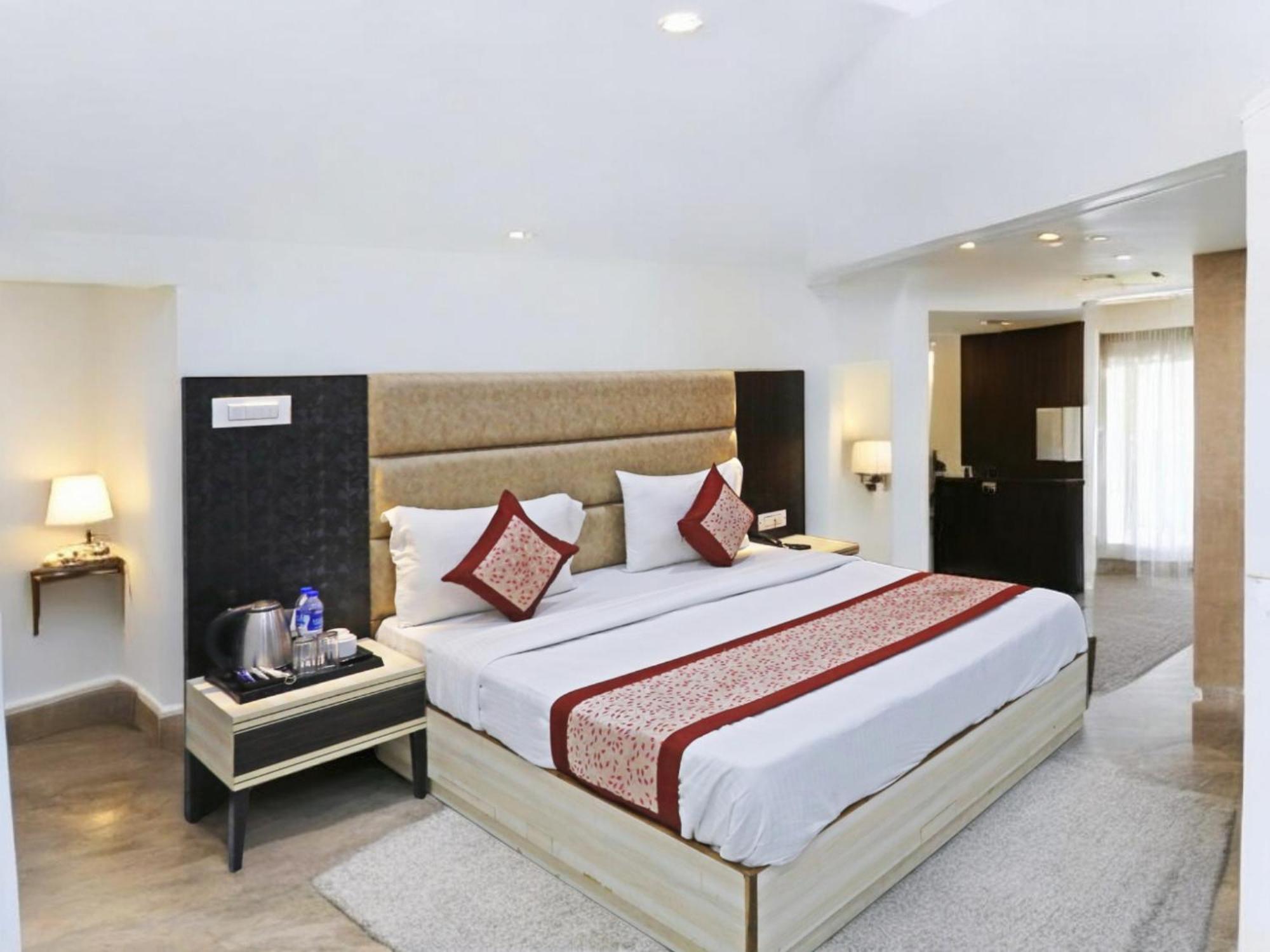 Hotel The Almora By Rs Global Near By Delhi International Airport With - Free Airport Drop New Delhi Extérieur photo