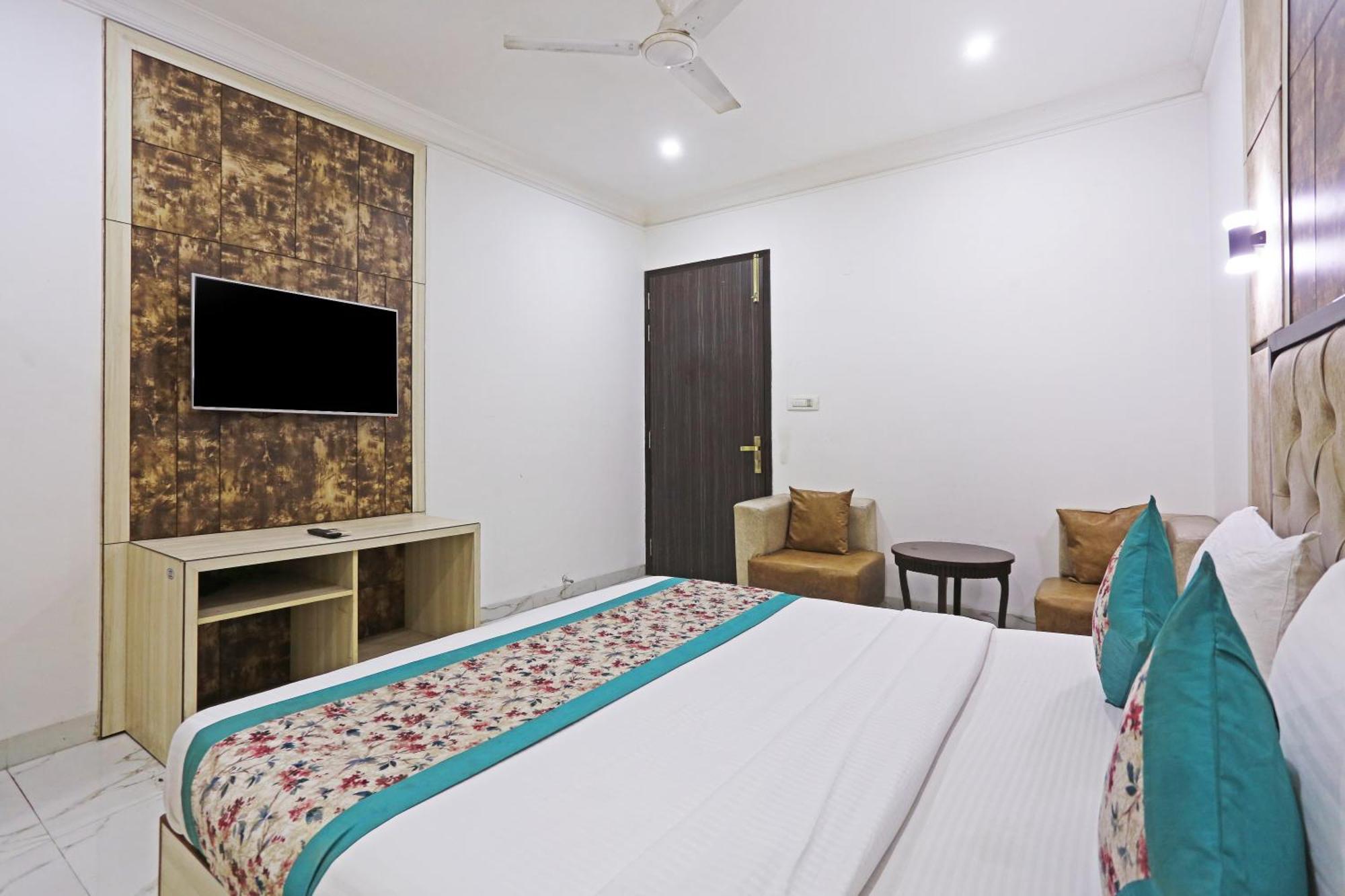 Hotel The Almora By Rs Global Near By Delhi International Airport With - Free Airport Drop New Delhi Extérieur photo