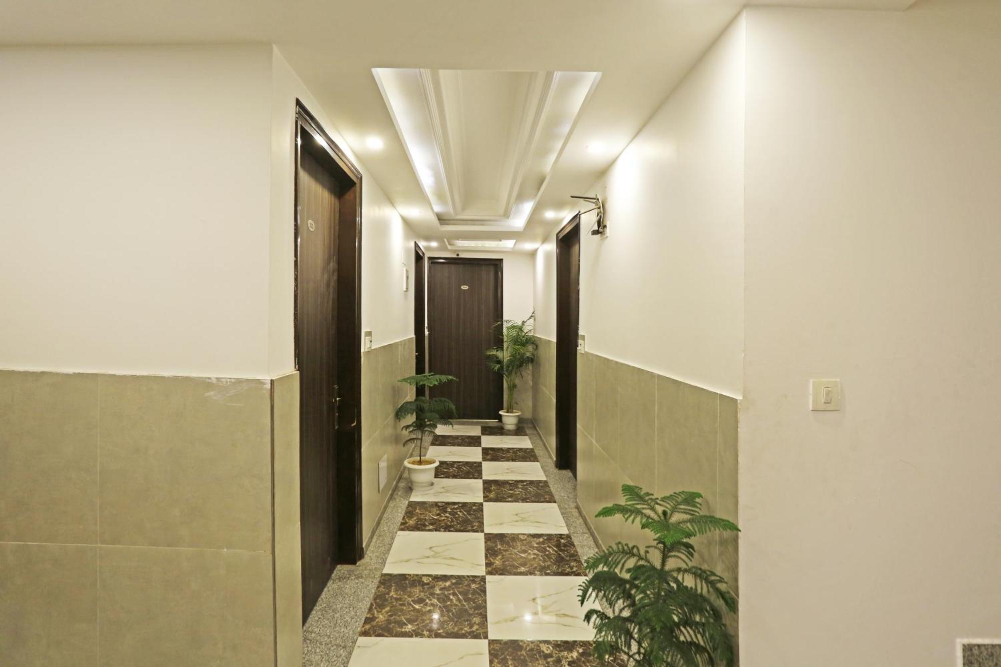 Hotel The Almora By Rs Global Near By Delhi International Airport With - Free Airport Drop New Delhi Extérieur photo