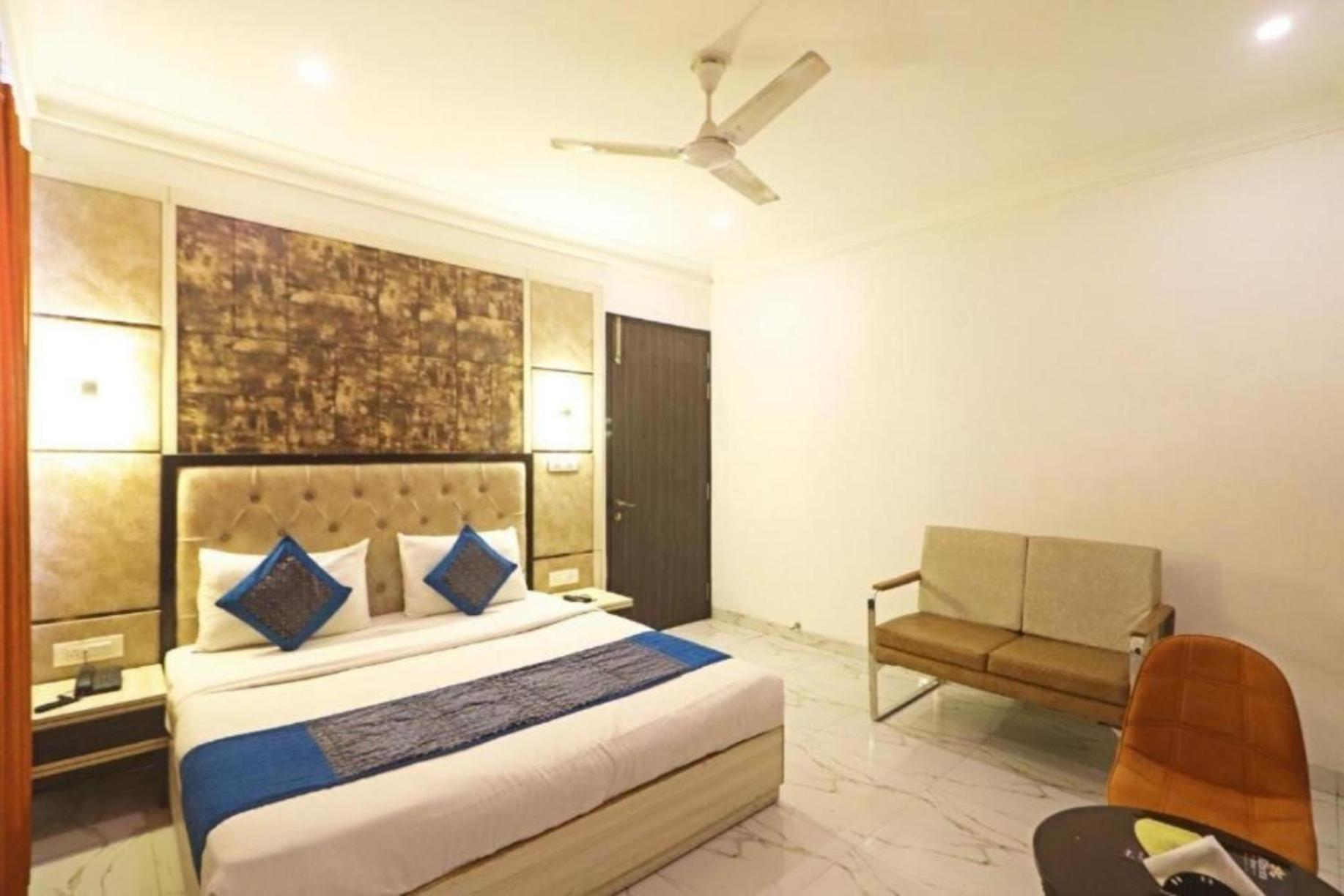 Hotel The Almora By Rs Global Near By Delhi International Airport With - Free Airport Drop New Delhi Extérieur photo