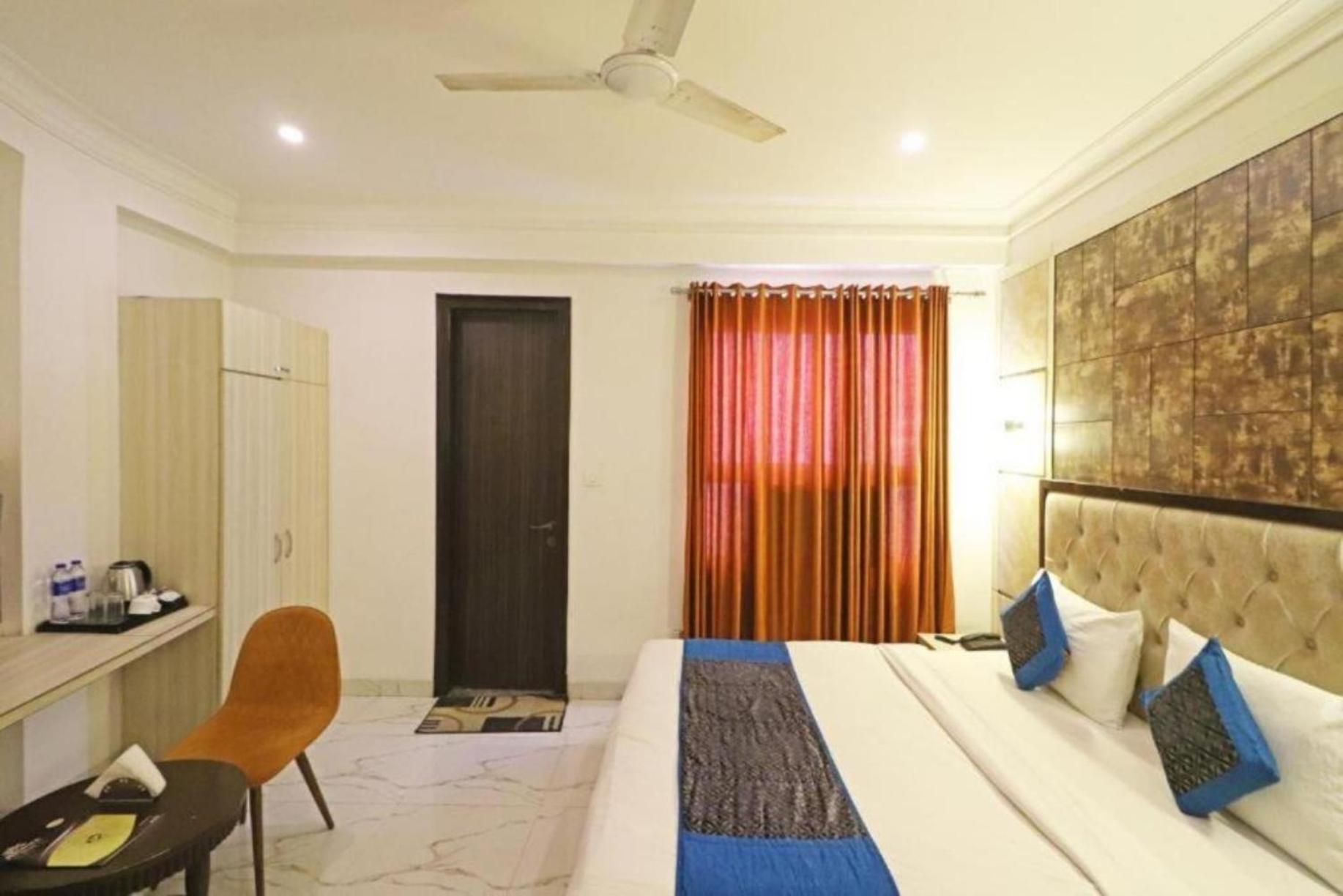 Hotel The Almora By Rs Global Near By Delhi International Airport With - Free Airport Drop New Delhi Extérieur photo